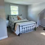 Rent 1 bedroom apartment in West Babylon