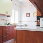 Rent a room of 200 m² in madrid