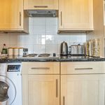 Rent 3 bedroom flat of 74 m² in Edinburgh