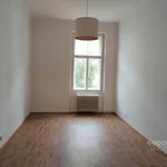 Pronajměte si 4 ložnic/e byt o rozloze 119 m² v Prague