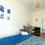 Rent 2 bedroom apartment of 88 m² in Lisbon