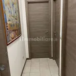 3-room flat excellent condition, fourth floor, Piscina, Legnano