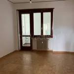 Affitto 5 camera appartamento di 122 m² in Saluzzo