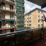 Affitto 3 camera appartamento di 80 m² in Genoa