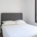 Rent a room of 60 m² in Paris