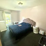 Rent 2 bedroom flat in Trafford