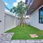 Rent 3 bedroom apartment of 274 m² in Bang Lamung