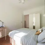 Rent a room in lisbon