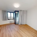 Pronajměte si 3 ložnic/e byt o rozloze 83 m² v Prague