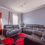 2 Bedroom House To Let in Lehae