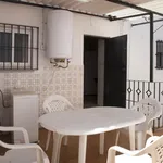 Rent 3 bedroom house in Seville