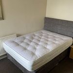 Rent 4 bedroom flat in Wales