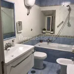 Rent 2 bedroom apartment of 90 m² in Naples