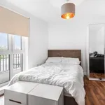 Flat to rent in Stoke Road, Slough SL2