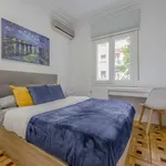 Rent a room of 120 m² in madrid