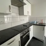 Rent 1 bedroom flat in Torquay