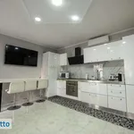 Bilocale arredato con terrazzo Centro