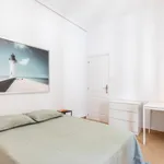 Rent 7 bedroom apartment in Valencia