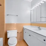 Rent 2 bedroom apartment in Manhattan