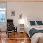 Rent a room in lisbon