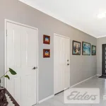 Rent 3 bedroom house in Lakelands