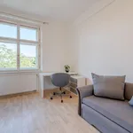 Pronajměte si 3 ložnic/e byt o rozloze 70 m² v Prague