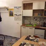 Rent 2 bedroom apartment of 50 m² in Napoli