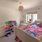 Rent 4 bedroom house in Woking