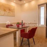 Rent 1 bedroom apartment of 35 m² in Naples