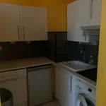 Appartement de 30 m² avec 1 chambre(s) en location à REIMS