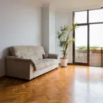 Rent 2 bedroom apartment of 81 m² in barcelona