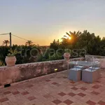 Rent 5 bedroom house of 300 m² in Ragusa