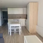 Appartement de 65 m² avec 3 chambre(s) en location à Les