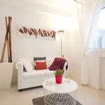 Rent 1 bedroom apartment of 57 m² in madrid