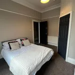 Rent 5 bedroom apartment in Yorkshire And The Humber