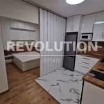 Rent 3 bedroom apartment of 100 m² in Varna