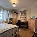 Rent 6 bedroom house in East Midlands