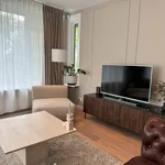 Huur 4 slaapkamer appartement van 107 m² in Liskwartier