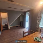 Rent 5 bedroom house in Wales