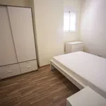 Rent a room in lisbon