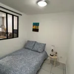 Appartement de 45 m² avec 5 chambre(s) en location à Marseille 02