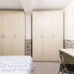 Rent a room of 65 m² in madrid