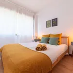 Rent 3 bedroom apartment of 100 m² in porto