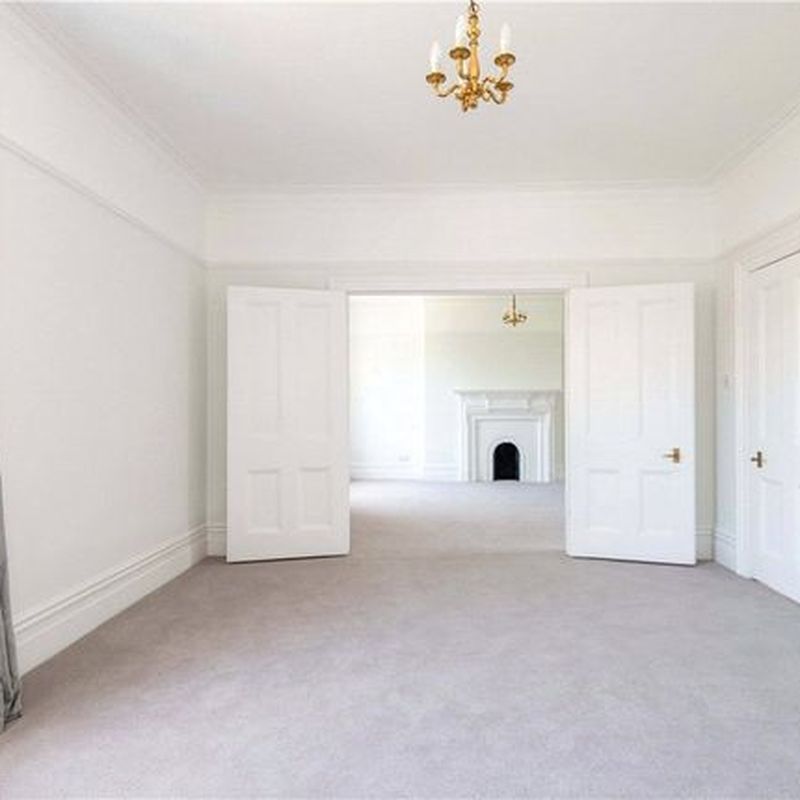 Flat to rent in Hampstead Hill Mansions, Downshire Hill NW3