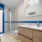 Rent 3 bedroom apartment in barcelona