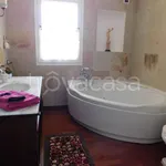 Rent 4 bedroom house of 180 m² in Ragusa