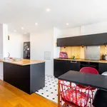 Rent 1 bedroom apartment of 58 m² in Paris