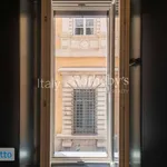 Rent 4 bedroom apartment of 189 m² in Rome