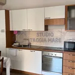 Affitto 3 camera appartamento di 60 m² in Taggia