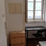 Rent 4 bedroom apartment in Lisbon